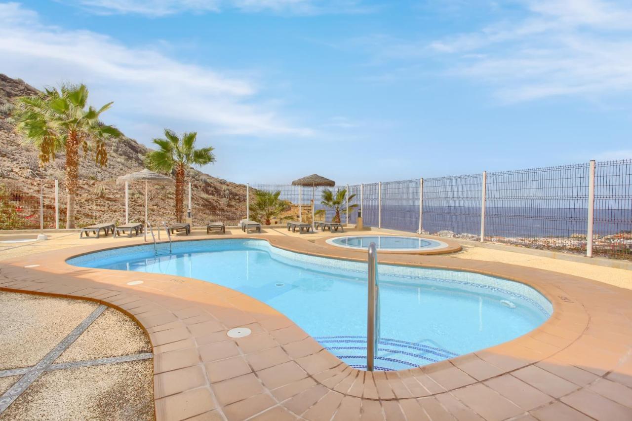 LUXURY PENTHOUSE, Best Sunset, Fast WiFi, Heated Pool Costa Adeje  Exterior foto